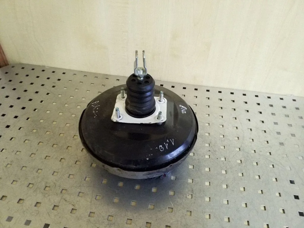 Brake booster – KIA Rio (2012-2016)