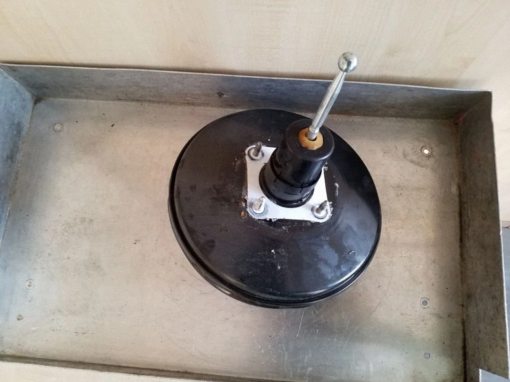 Brake booster 1K1614105