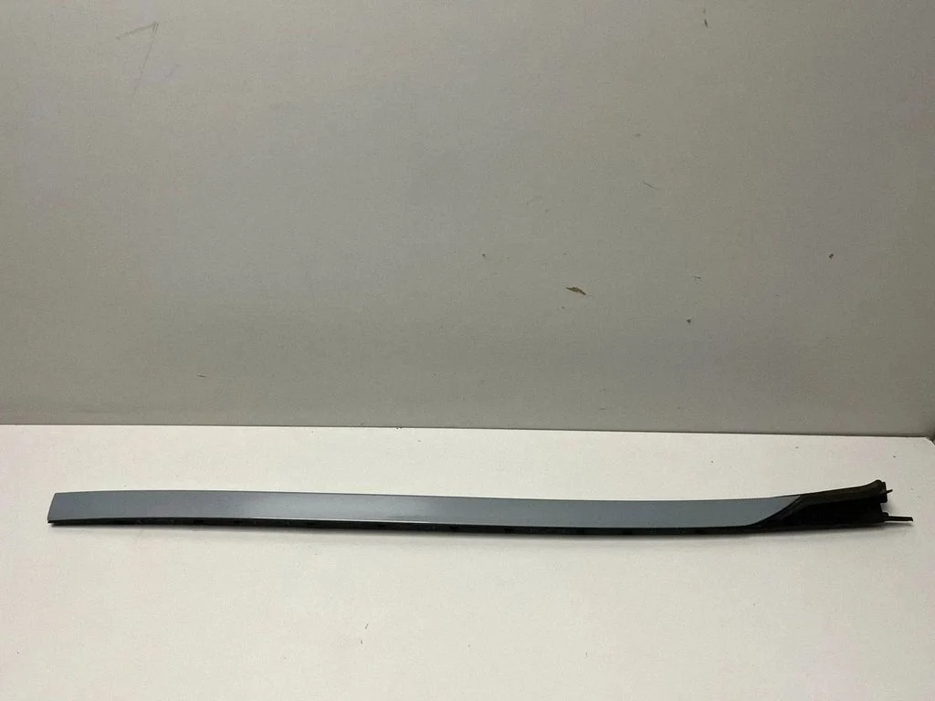 Windshield trim – BMW X6 G06 (2019-)