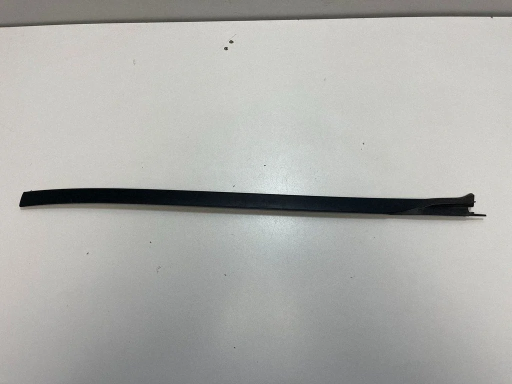 Vējstikla apdare – BMW X5M G05 F95 (2019-)