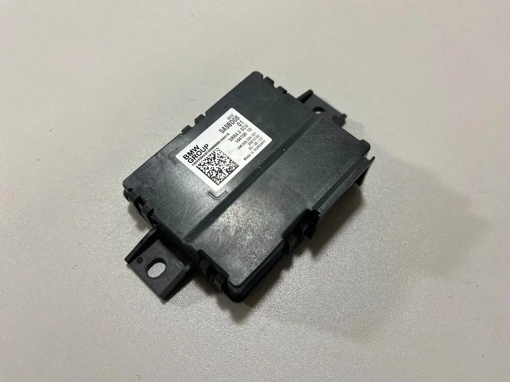 Aklās zonas modulis – BMW X5M G05 F95 (2019-)