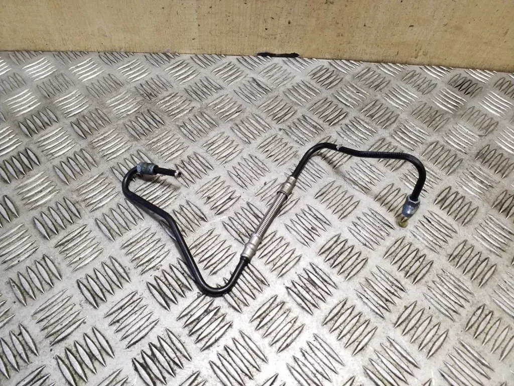 Brake booster pipe/hose