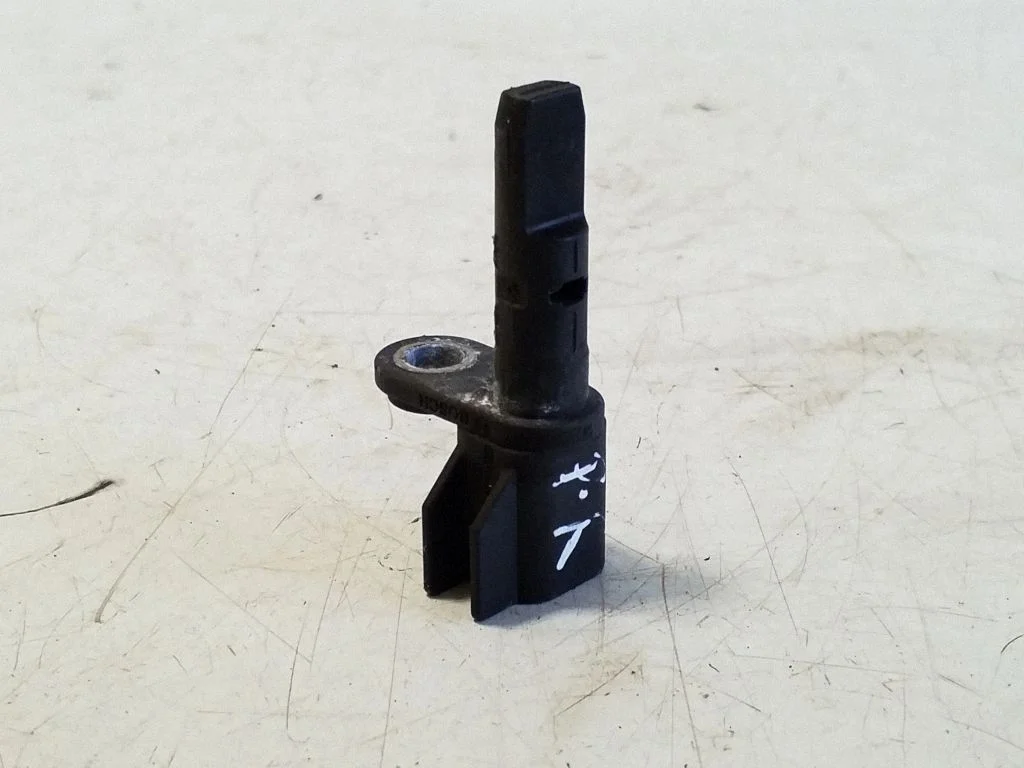 Esimene piduri ABS-andur 32214293