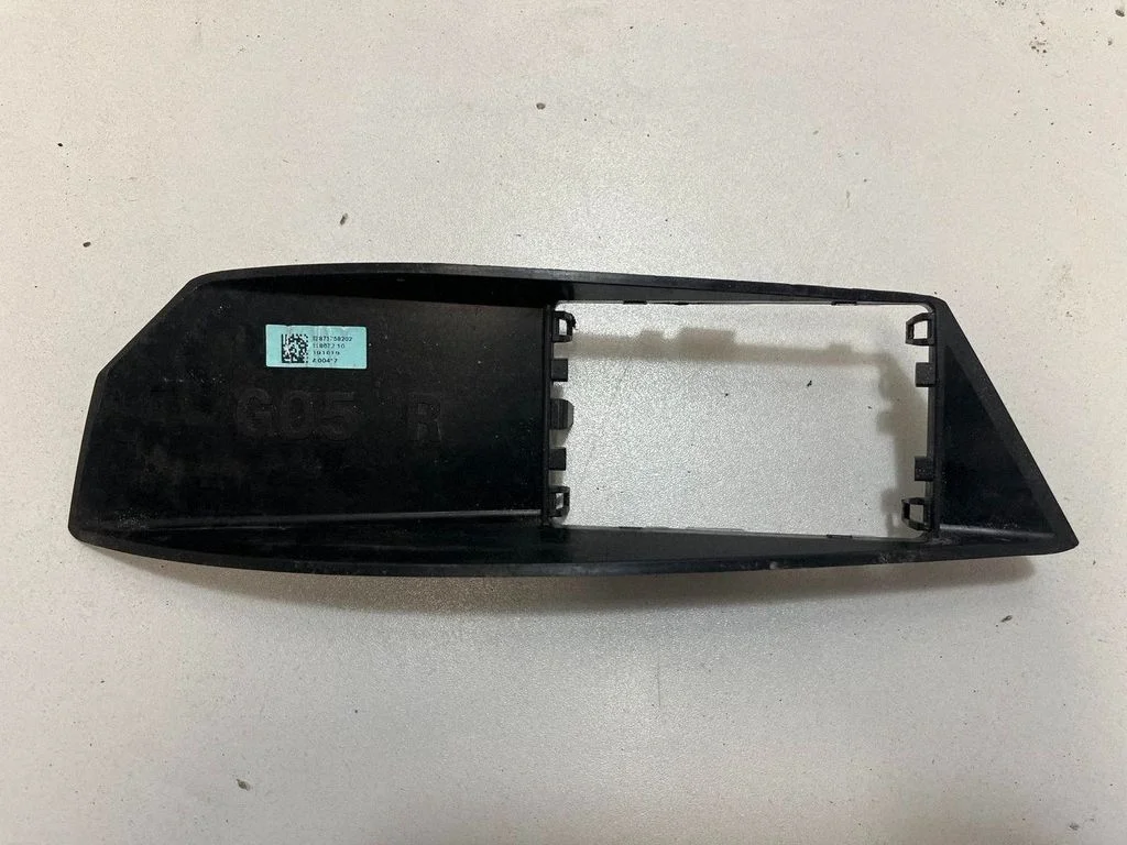 Aklās zonas modulis – BMW X5M G05 F95 (2019-)