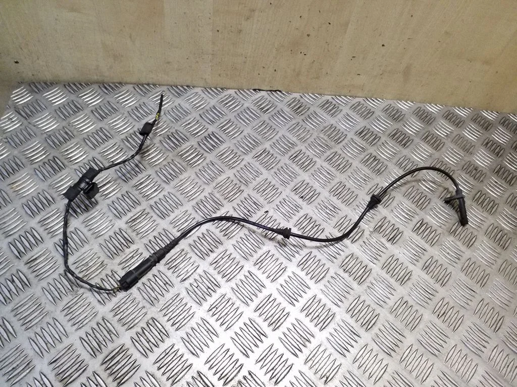 ABS brake wheel speed sensor 61126908705