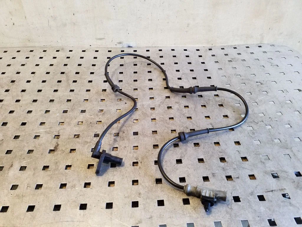 ABS brake wheel speed sensor SSB500133