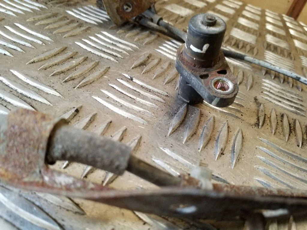 Esimene piduri ABS-andur – Toyota RAV 4 (XA20) (2000-2005)