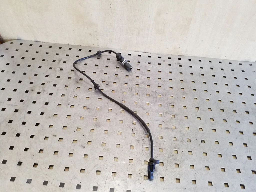 ABS brake wheel speed sensor 10071161573