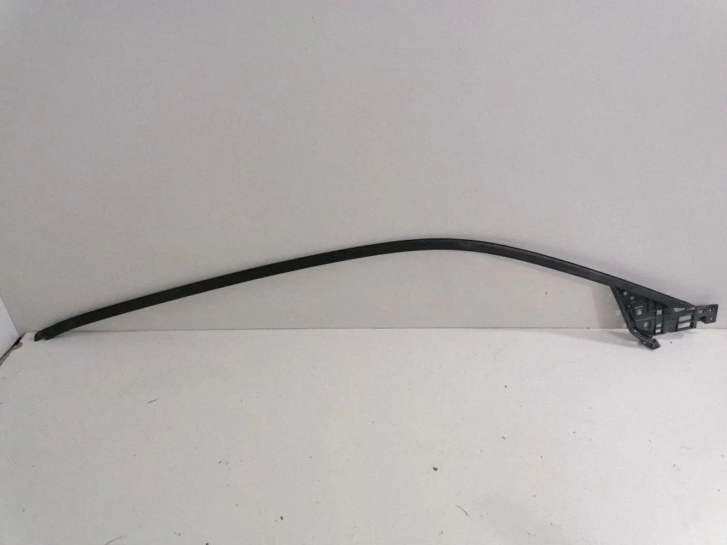 Front door glass trim molding 7453552 – BMW i3 (2013-)