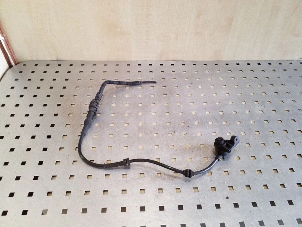 ABS brake wheel speed sensor 09115064