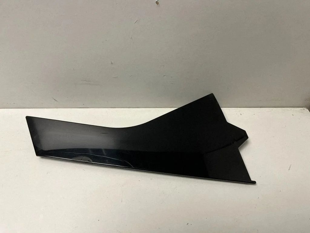 Aizmugurējo durvju stikla apdare 9451274 – BMW XM (2022-)