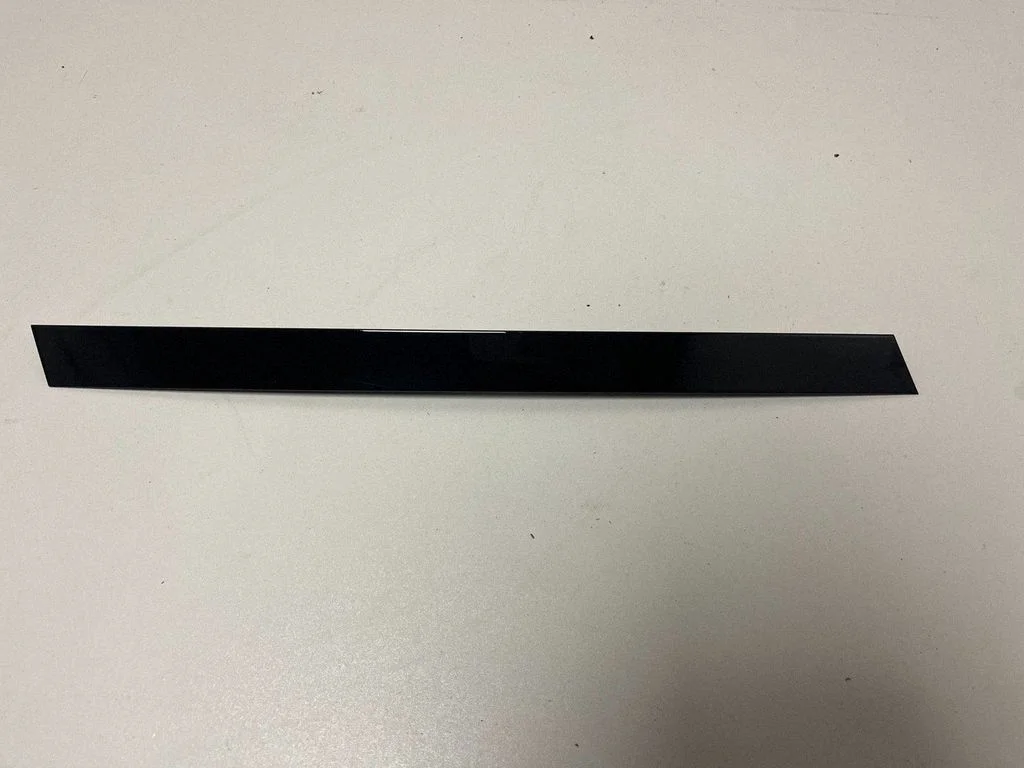 Rear door glass trim molding – BMW X5M G05 F95 (2019-)