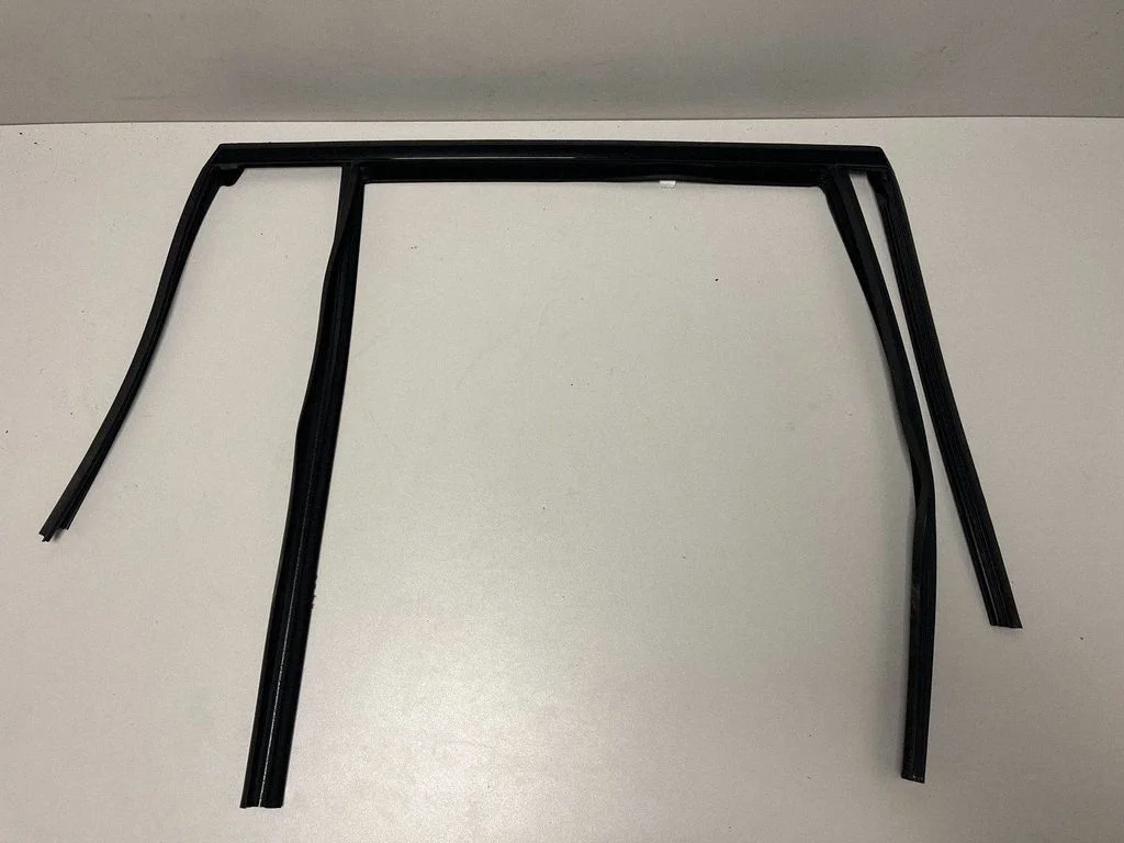 Rear door glass trim molding – BMW X5M G05 F95 (2019-)
