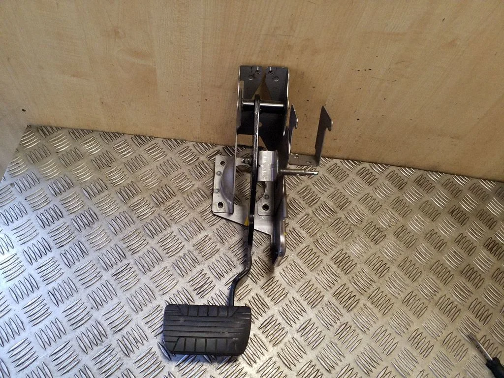Brake pedal