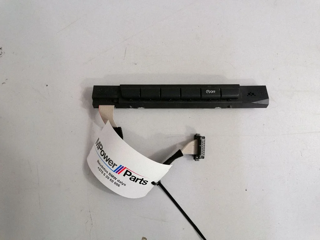 A set of switches – BMW 1 Series E81 E87 (2004-2011)