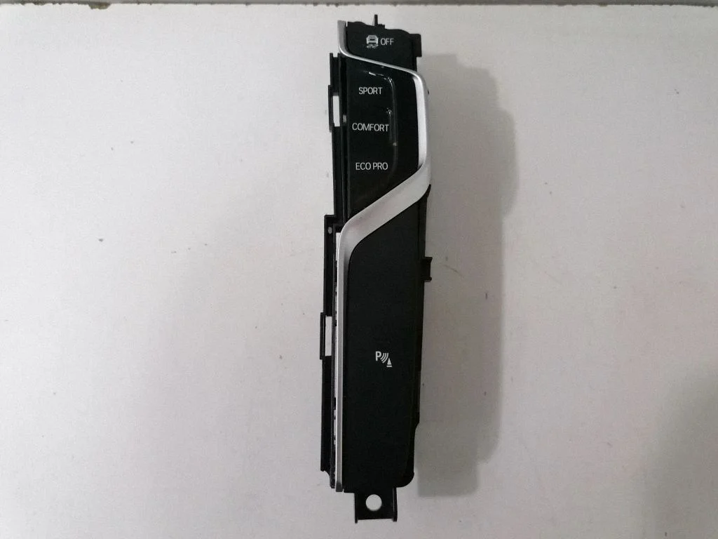 A set of switches – BMW 5 Series G30 G31 G38 (2016-)