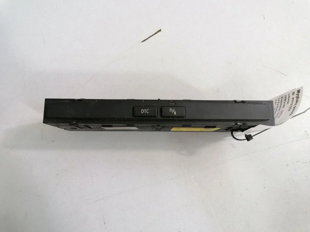 A set of switches – BMW 5 Series E60 E61 (2004-2010)