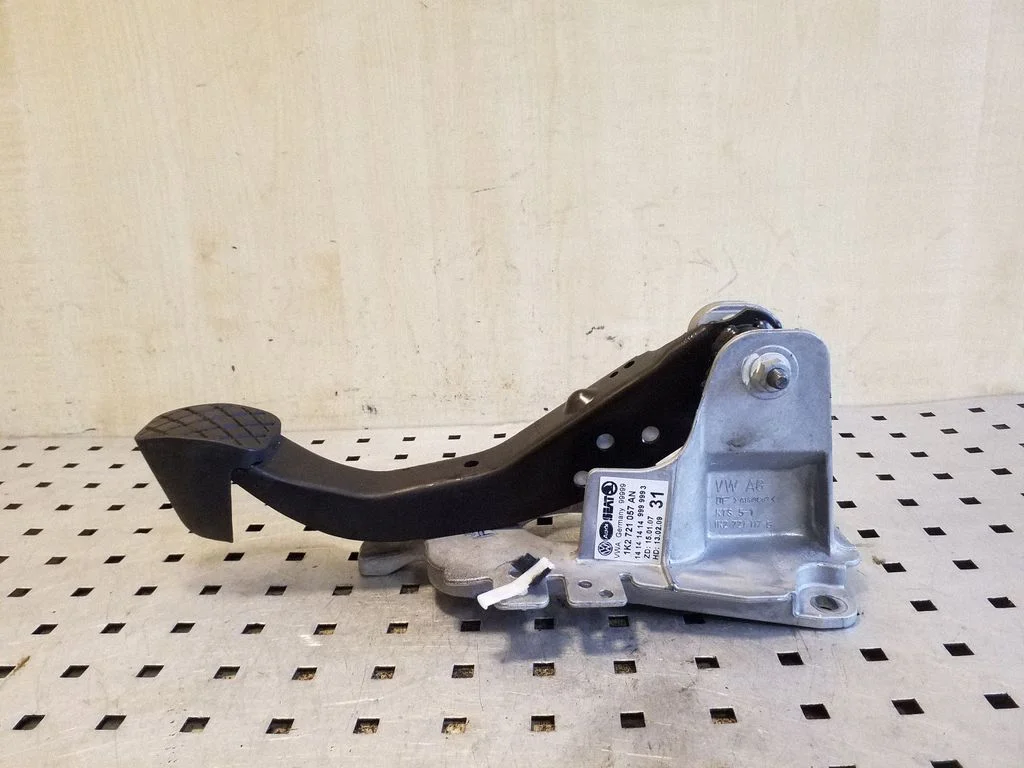 Brake pedal 1K2721057AN