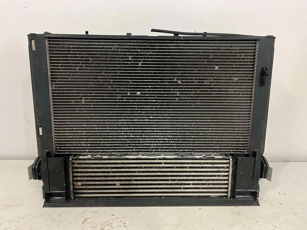 Radiatoru komplekts – BMW 3. sērija GT F34 (2013-2017)