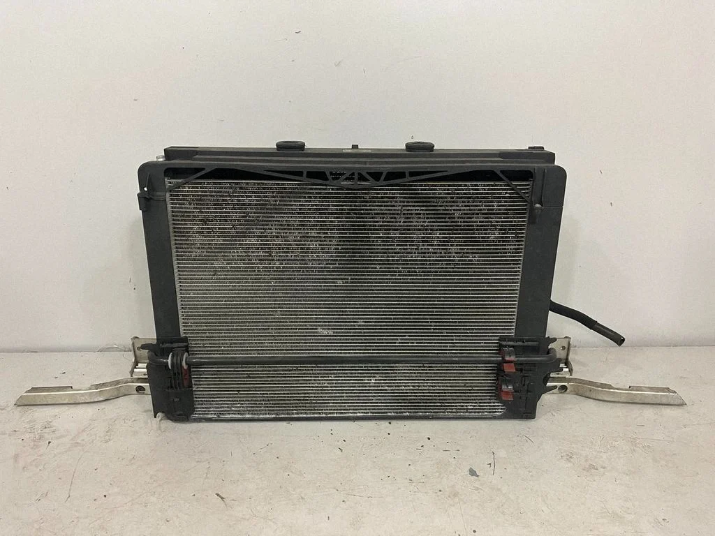 Radiatoru komplekts