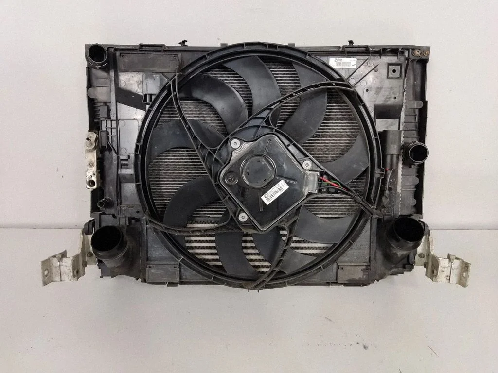 Radiaatorite komplekt – BMW 4-seeria F32 F33 (2013-2020)