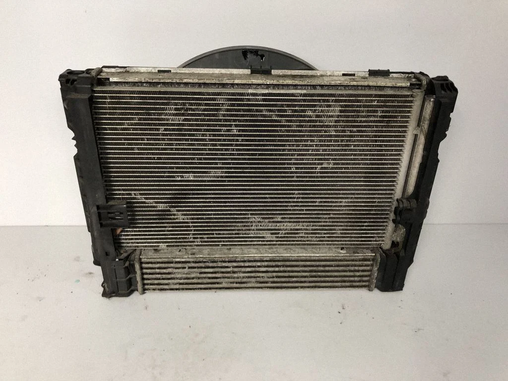 Radiatoru komplekts 9229021 – BMW X1 E84 (2009-2015)