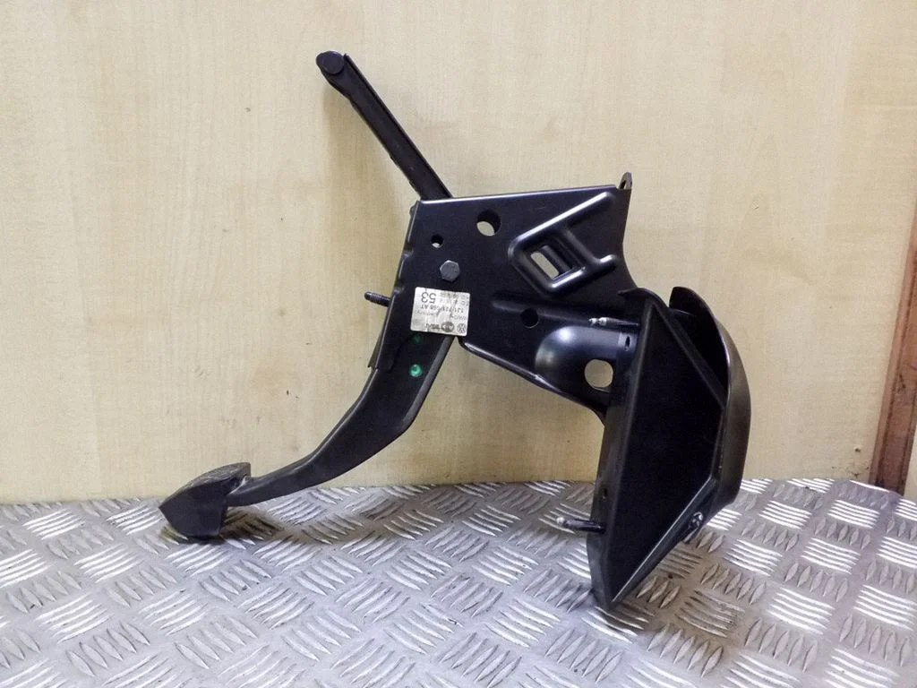 Brake pedal 1J1721631C