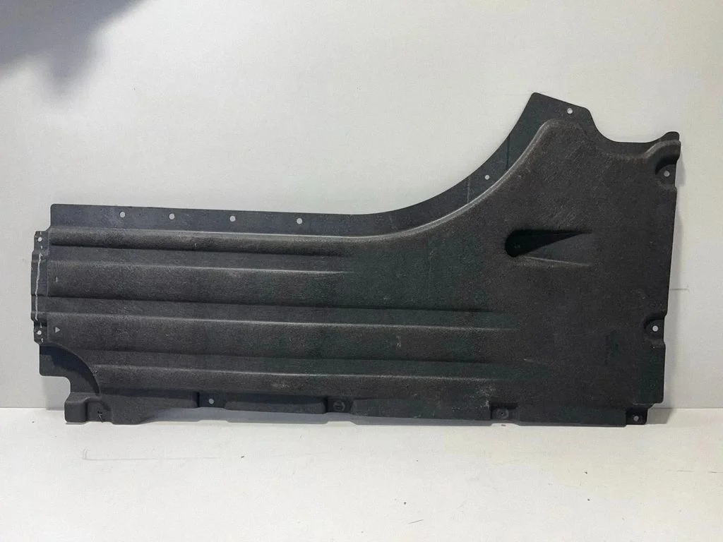 Külgmine põhjakaitse – BMW X6 G06 (2019-)