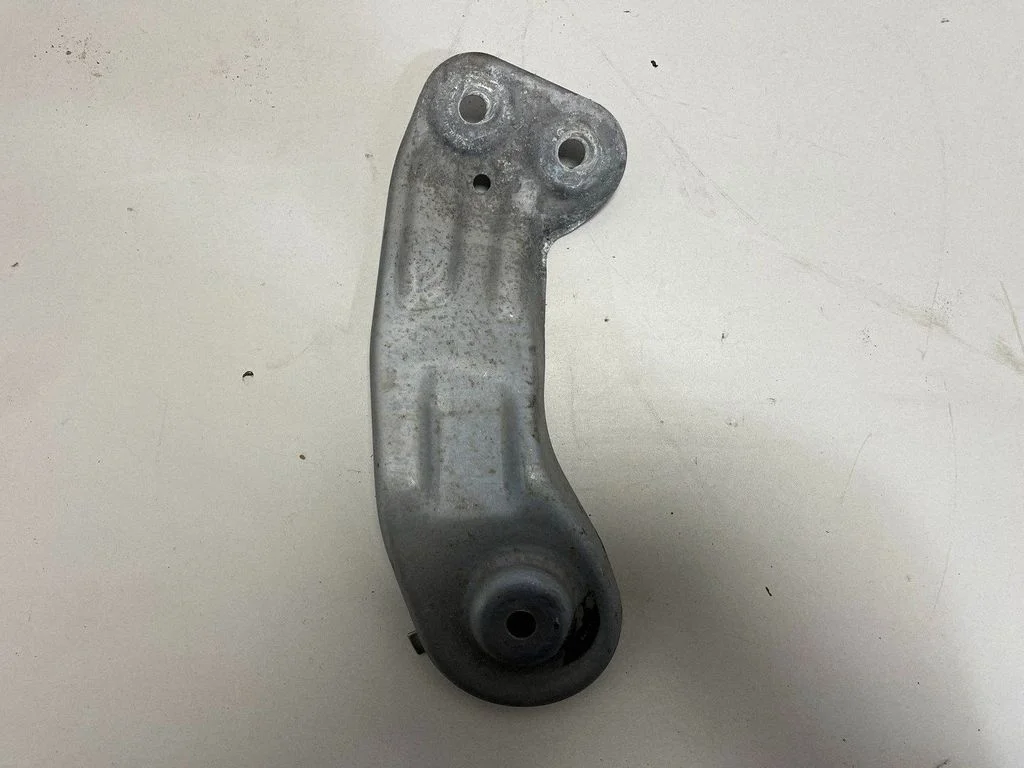 Galinės važiuoklės komplektas