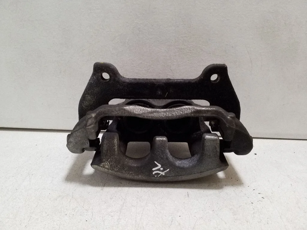 Front brake caliper N30198