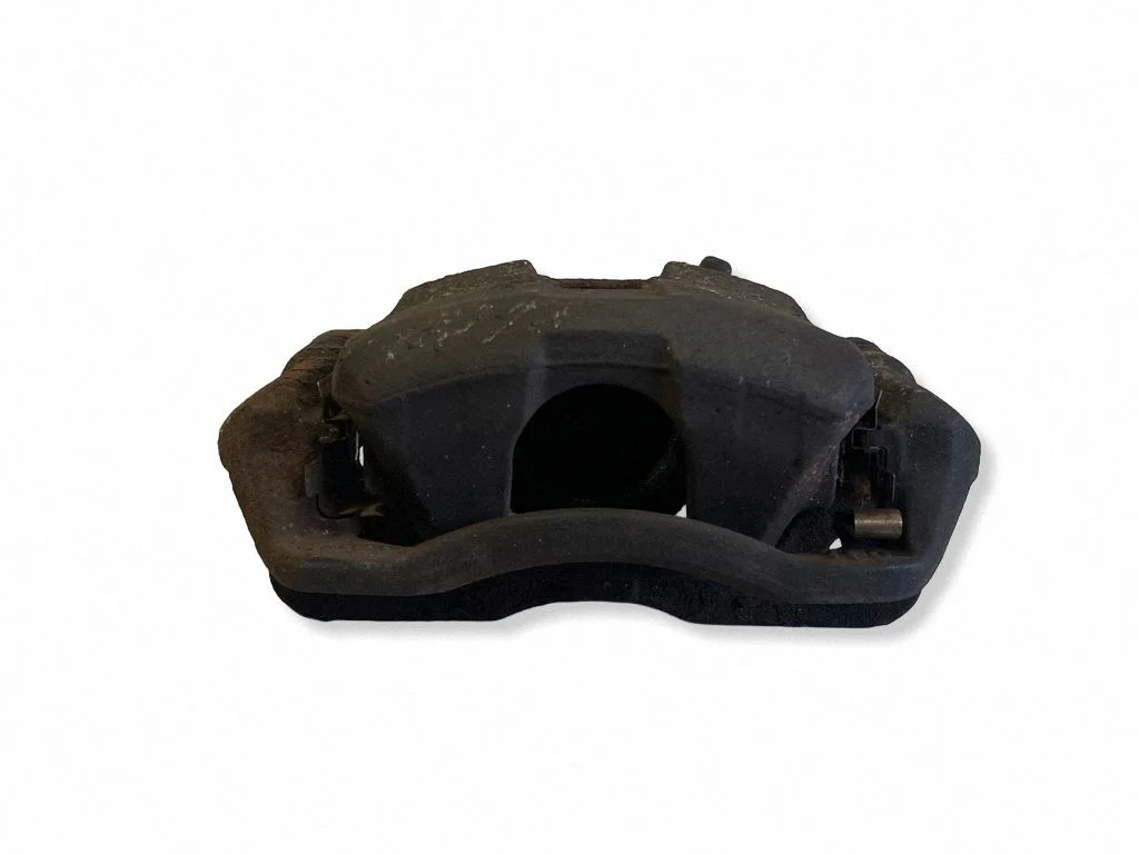 Front brake caliper – left