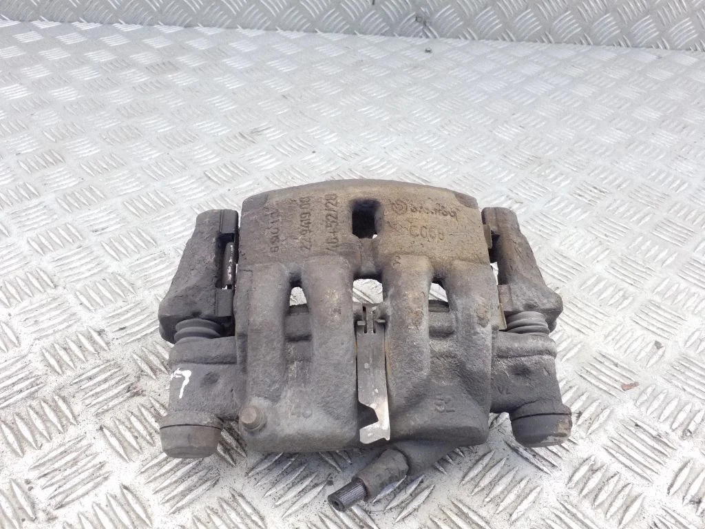 Front brake caliper 22941900