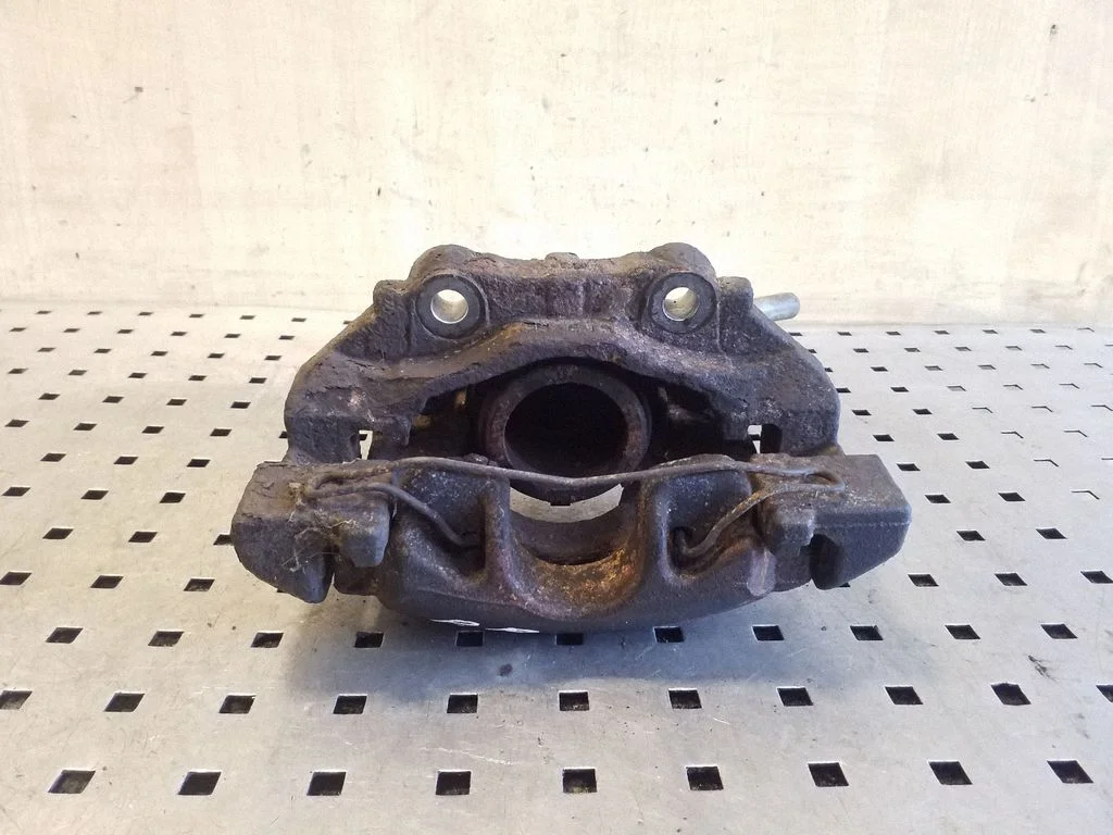 Esimene pidurisadul – parem