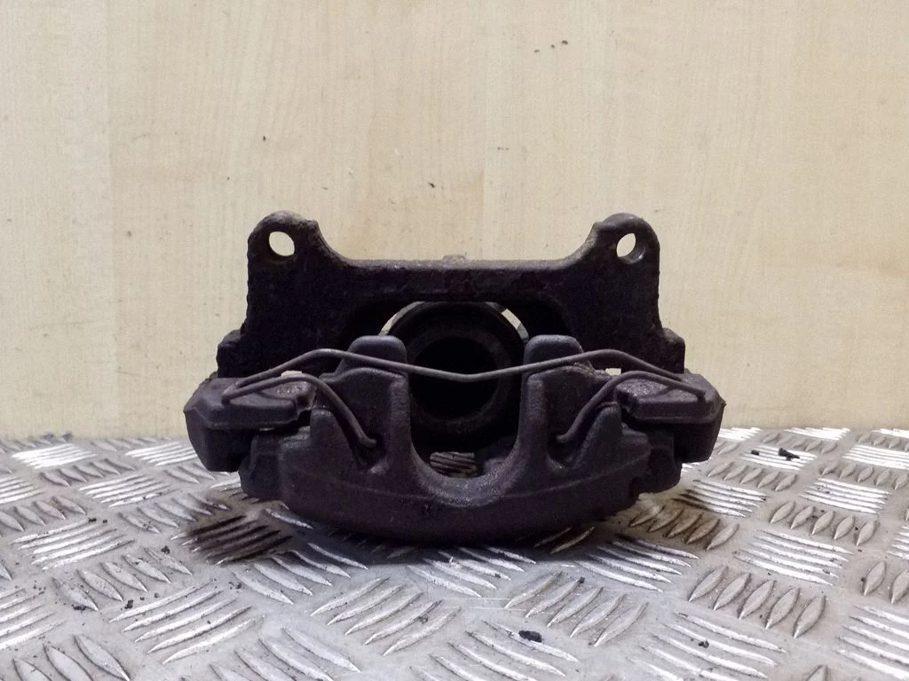 Esimene pidurisadul – parem