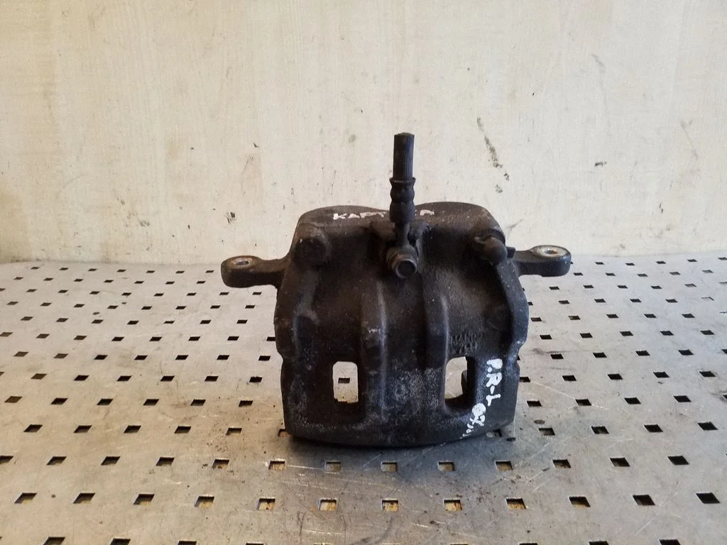 Front brake caliper – front left