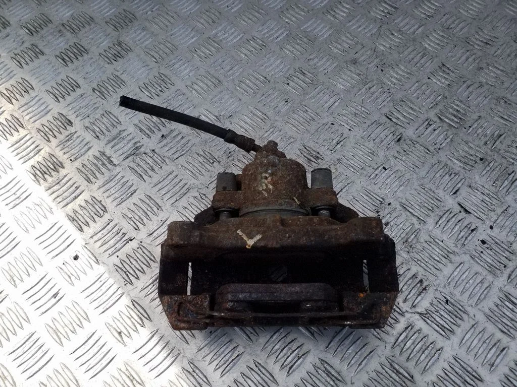 Esimene pidurisadul – Seat Leon (1P) (2005-2012), vasak
