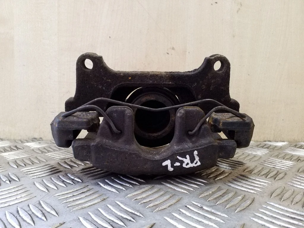 Zacisk hamulcowy przedni – Audi A5 8T 8F (2007-2016), lewa