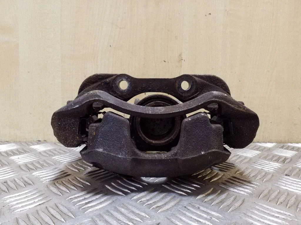 Esimene pidurisadul – vasak
