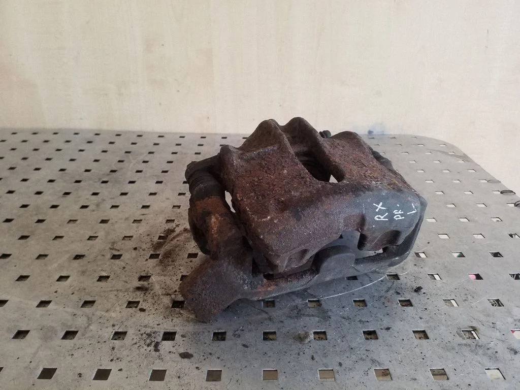 Front brake caliper – Renault Scenic II - Grand scenic II (2003-2006), left