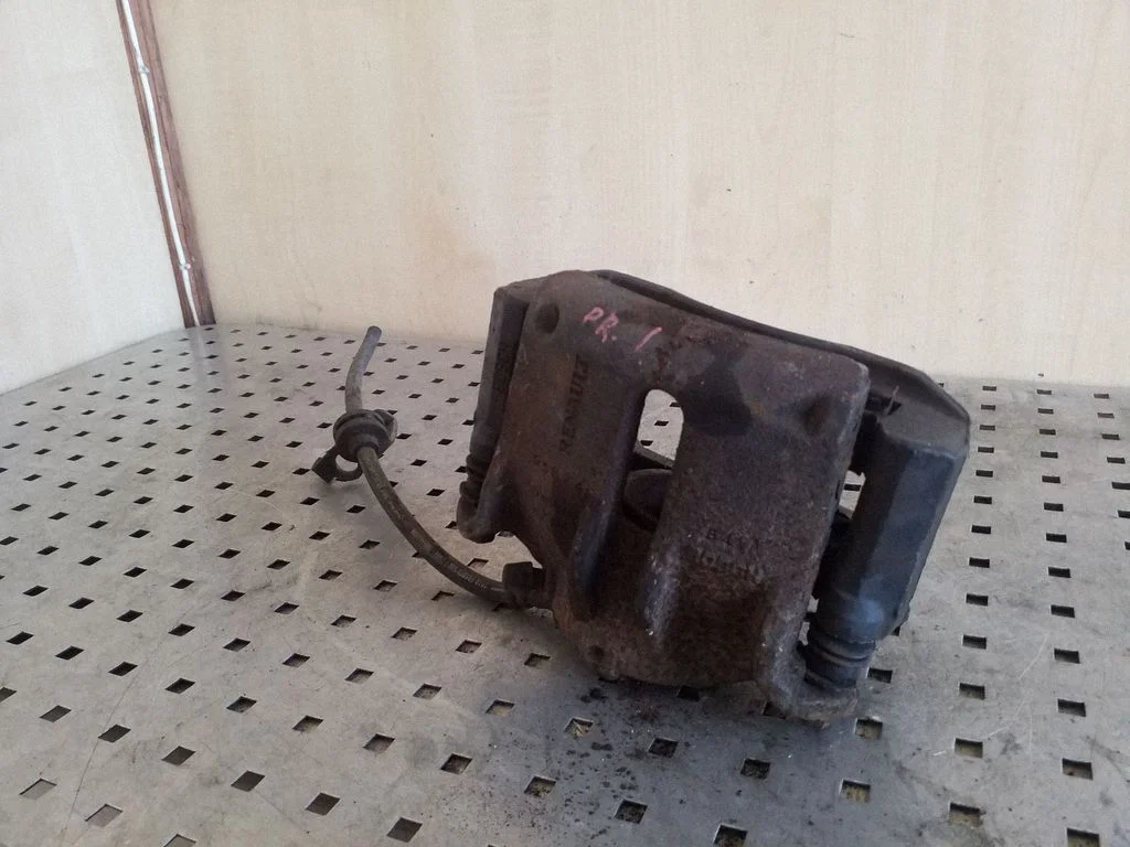 Front brake caliper – Renault Scenic II - Grand scenic II (2003-2006), left