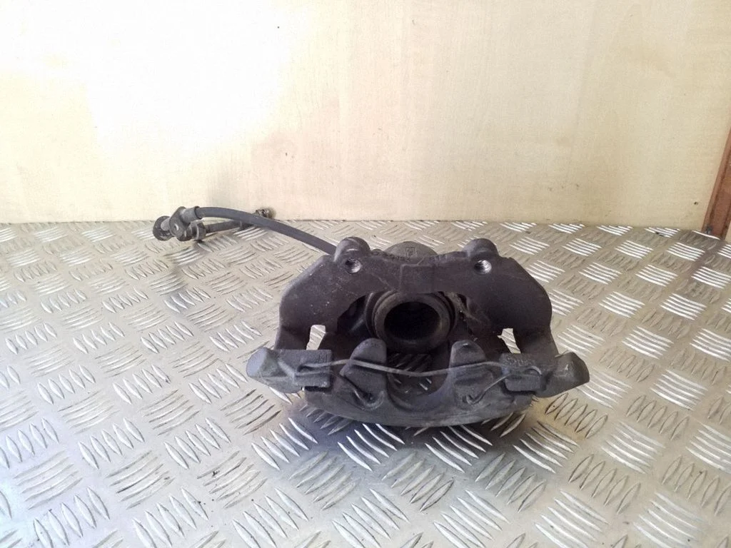 Front brake caliper – Ford Focus (2010-2017), front left