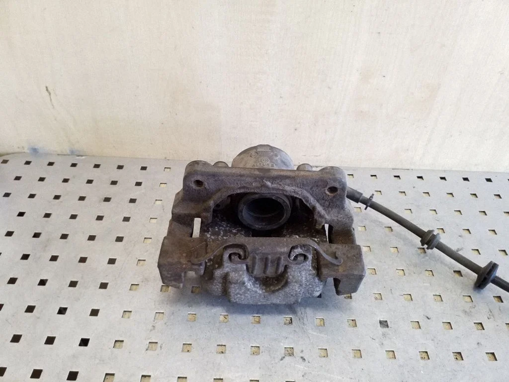 Front brake caliper 6024330