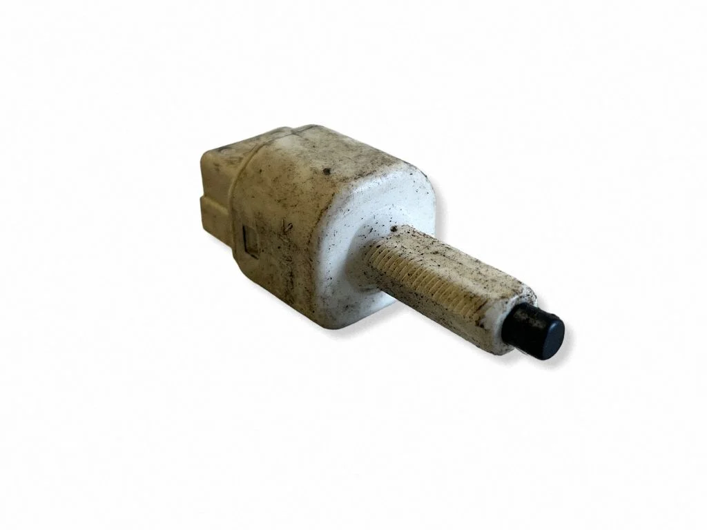 Brake pedal sensor switch