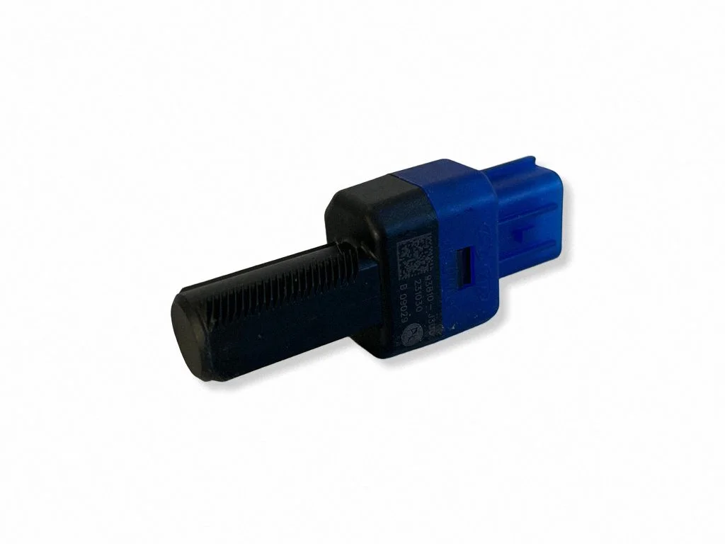 Brake pedal sensor switch 93810J3000