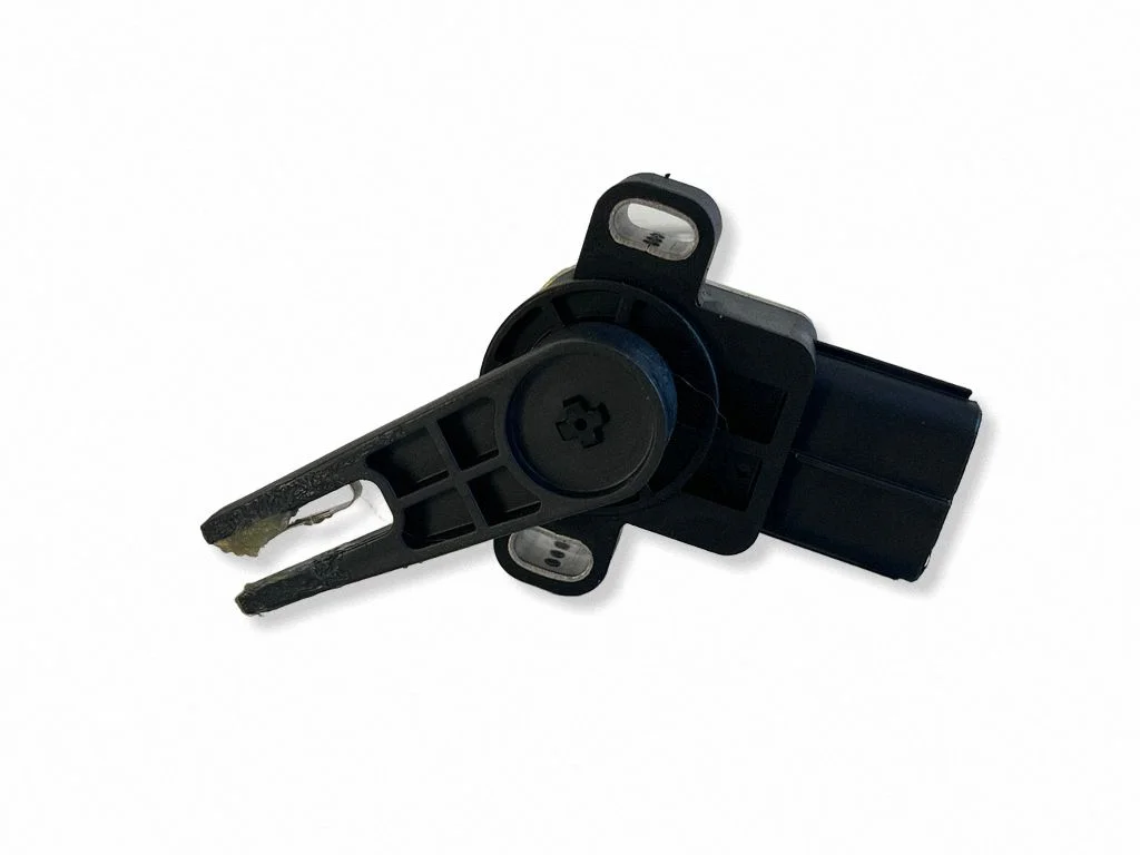 Brake pedal sensor switch 32894DF000