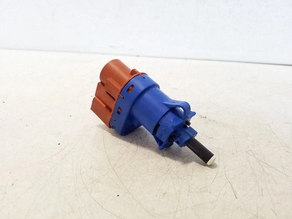 Brake pedal sensor switch 50512681