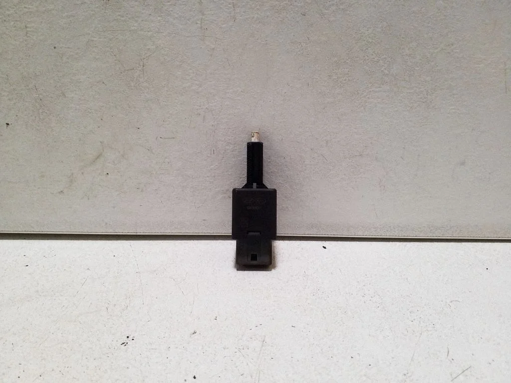 Brake pedal sensor switch 938133S800