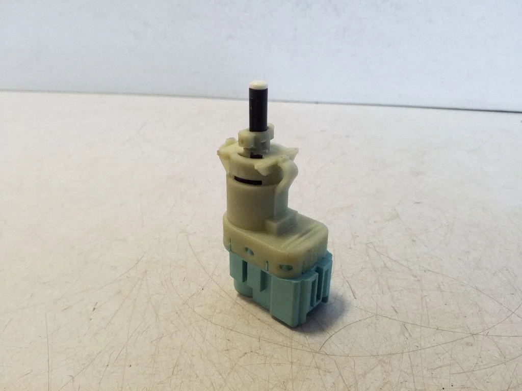 Brake pedal sensor switch LV4T9G854AA