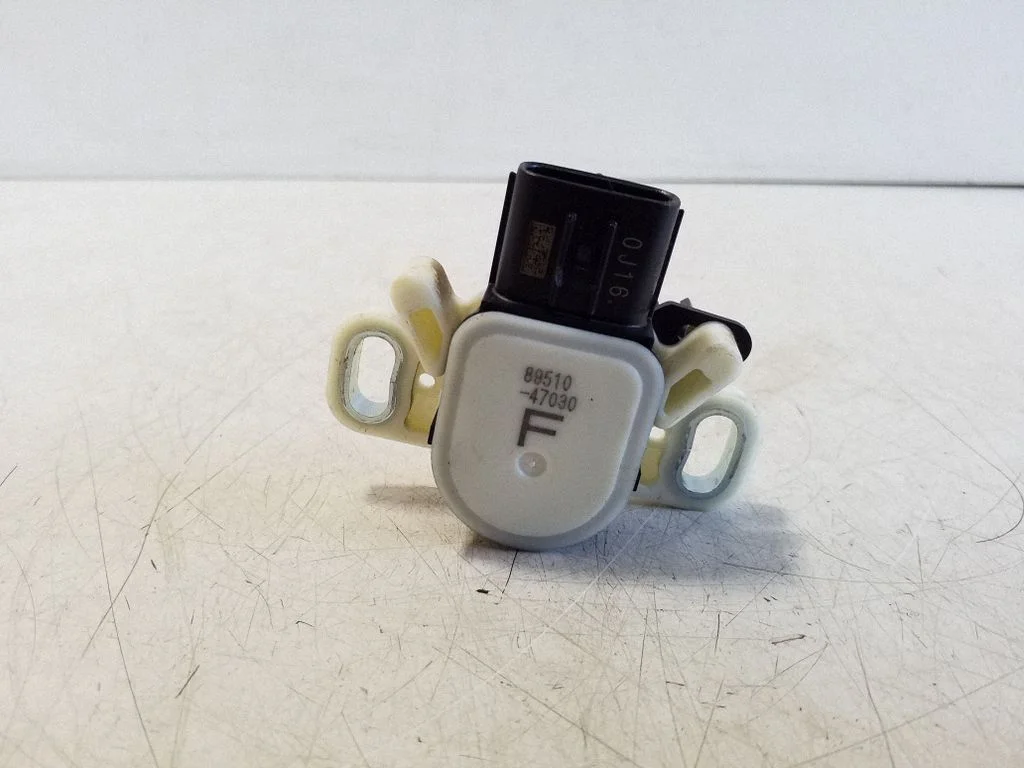 Brake pedal sensor switch 8951047030