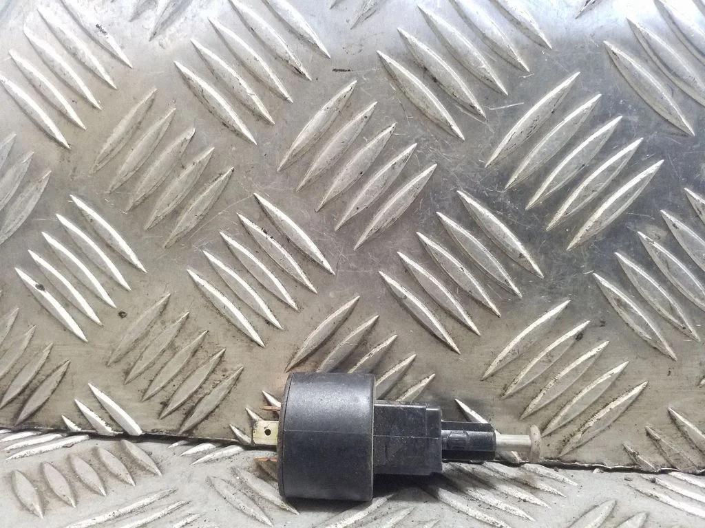Bremžu pedāļa sensors 09132299